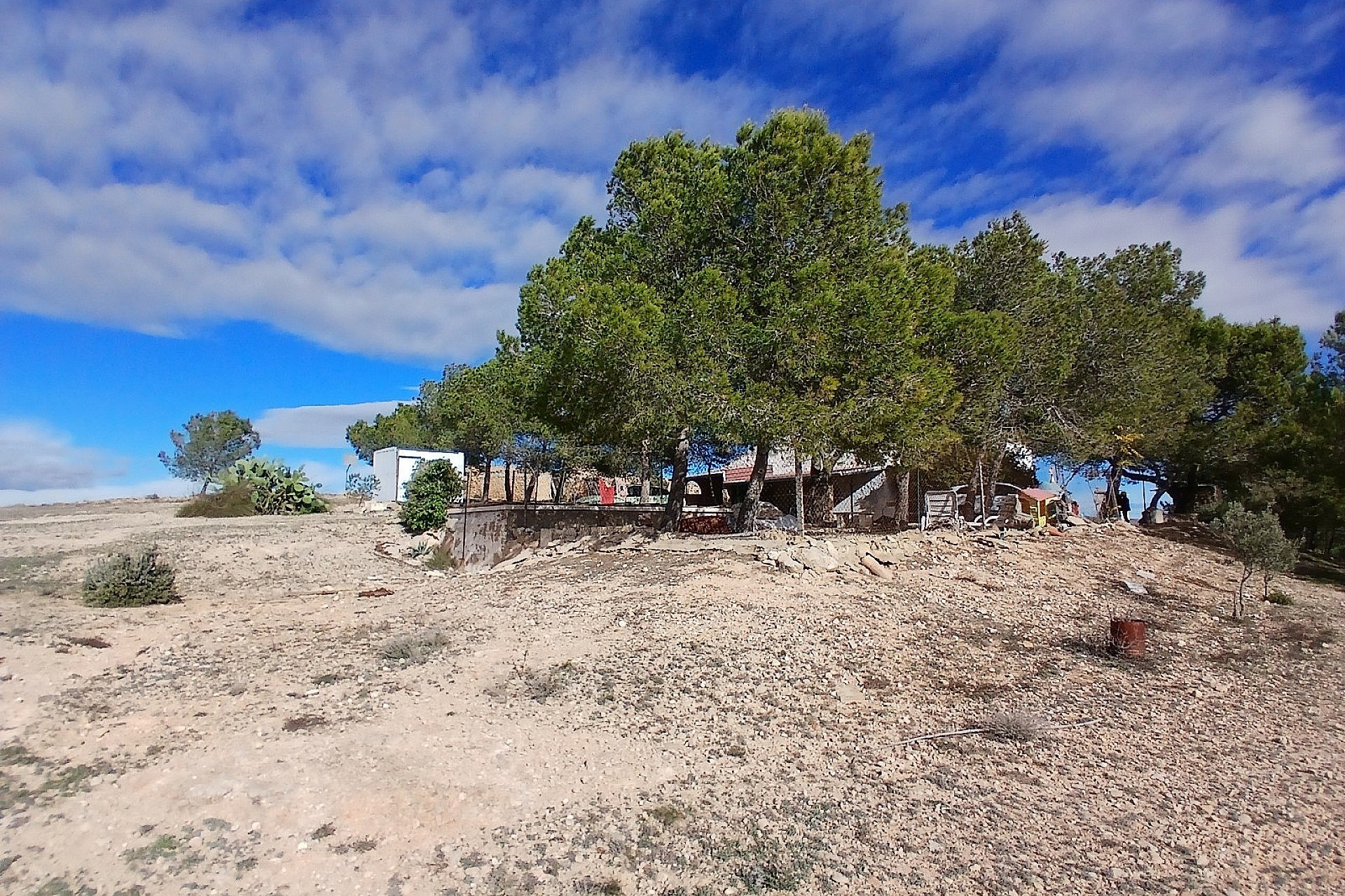 Resale - 6 Bedroom 1 Bathroom Country house in Caudete -  - Albacete