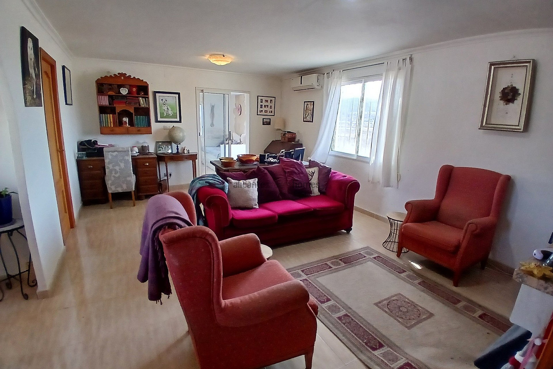 Resale - 3 Bedroom 1 Bathroom Country house in Monóvar -  - Alicante