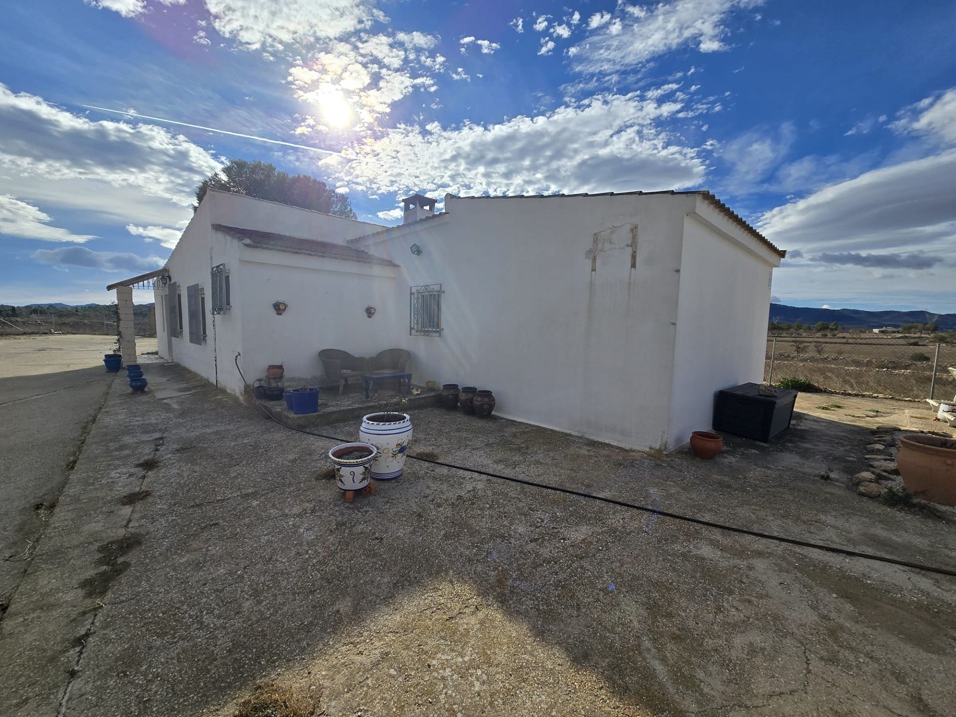 Resale - 3 Bedroom 1 Bathroom Villa in Monóvar -  - Alicante