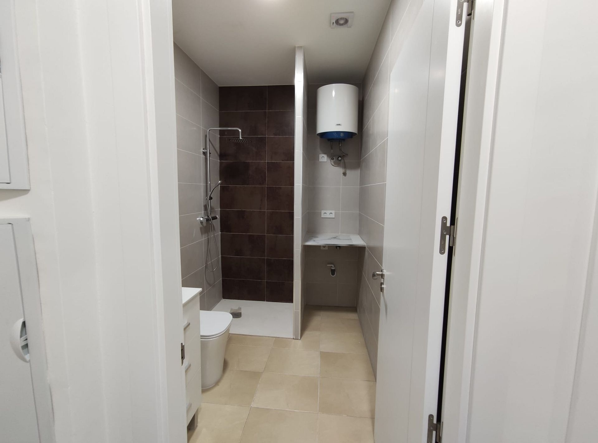 Resale - 2 Bedroom 1 Bathroom Townhouse in Petrer -  - Alicante