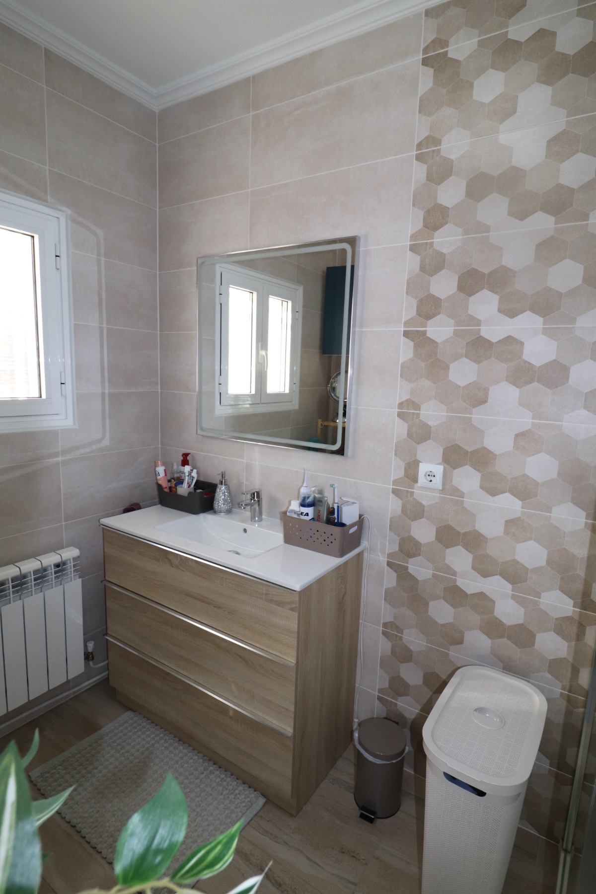Resale - 4 Bedroom 2 Bathroom Villa in La Romana -  - Alicante