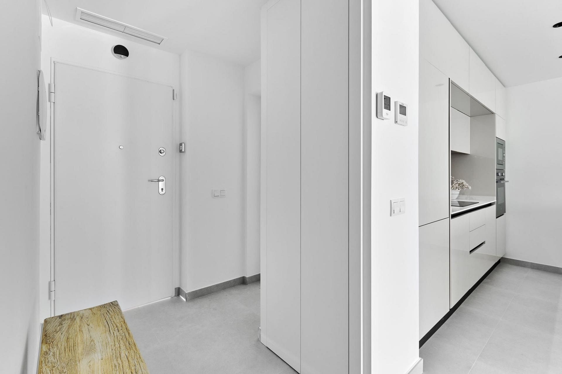 Resale - 2 Bedroom 2 Bathroom Apartment in Torrevieja - , Torrevieja, Alicante, Spain - Alicante