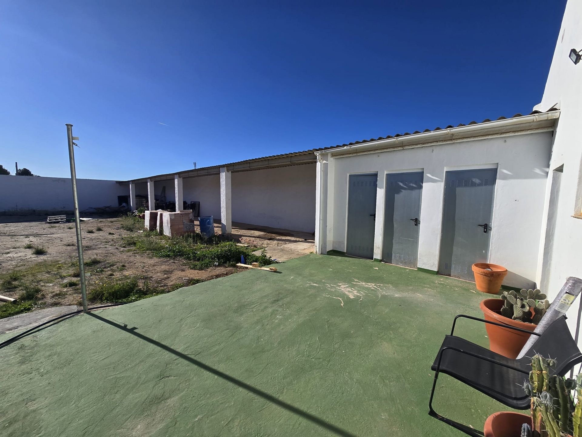 Resale - 1 Bathroom Commercial in Sax -  - Alicante