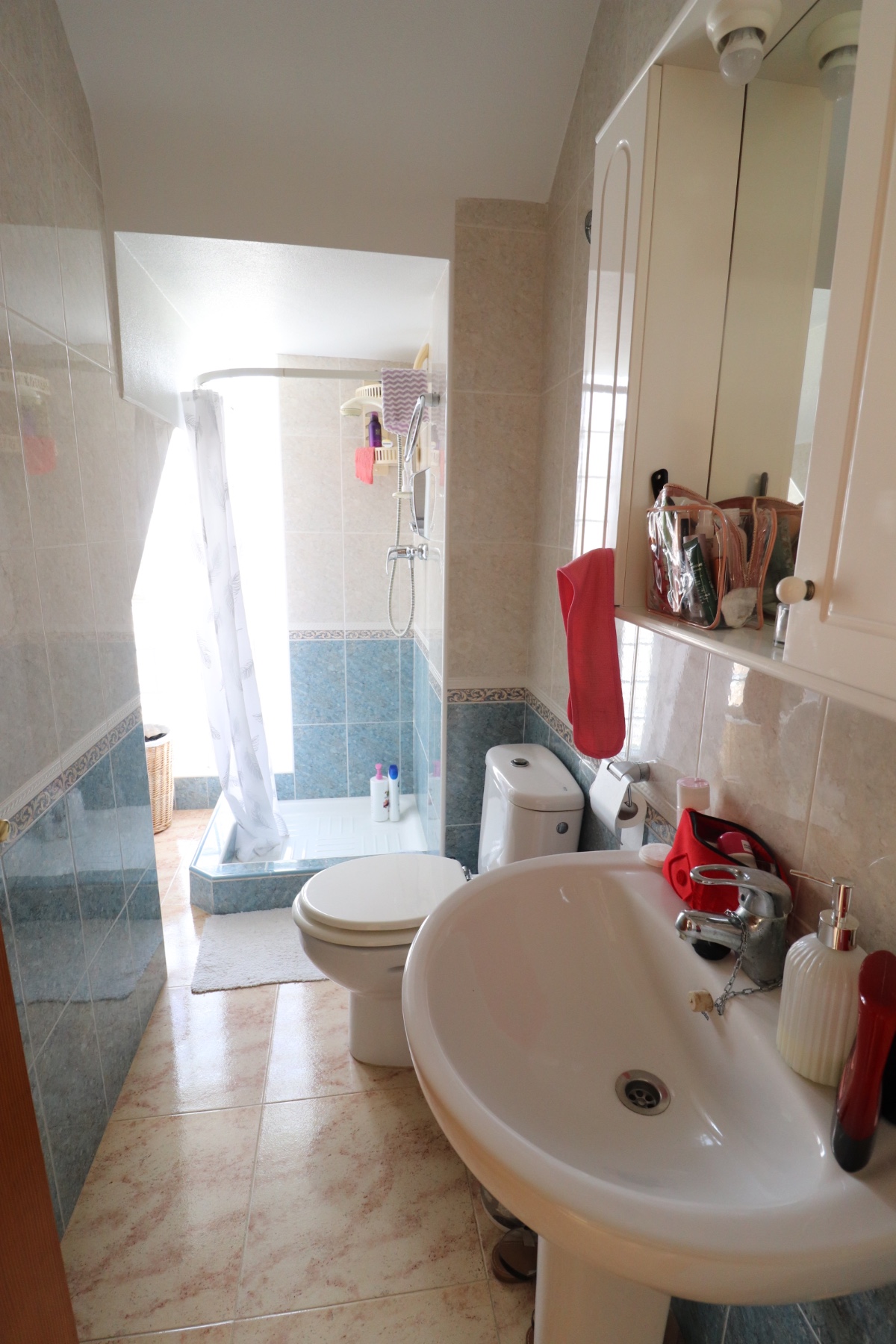 Resale - 3 Bedroom 2 Bathroom Townhouse in Orihuela Costa -  - Alicante