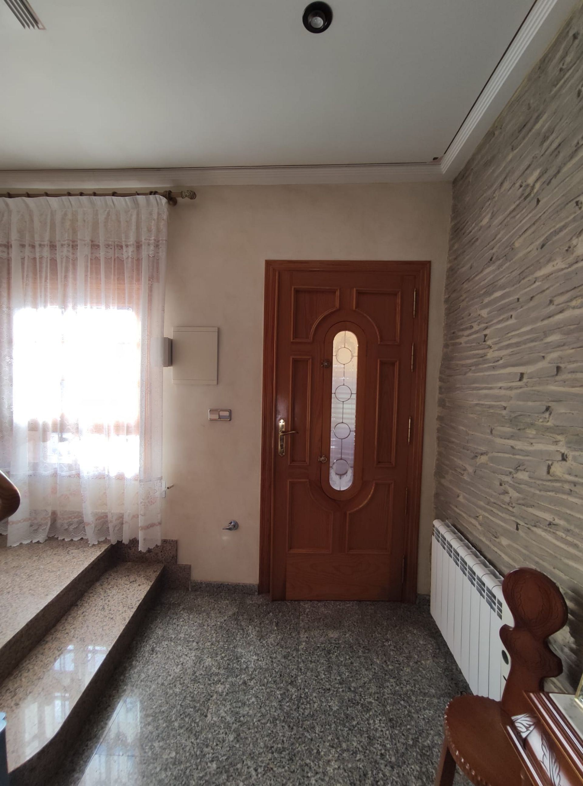 Resale - 5 Bedroom 3 Bathroom Townhouse in Hondón de las Nieves -  - Alicante