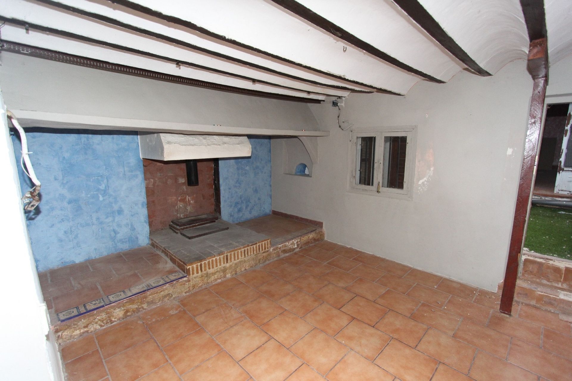 Resale - 7 Bedroom 3 Bathroom Country house in Monóvar -  - Alicante