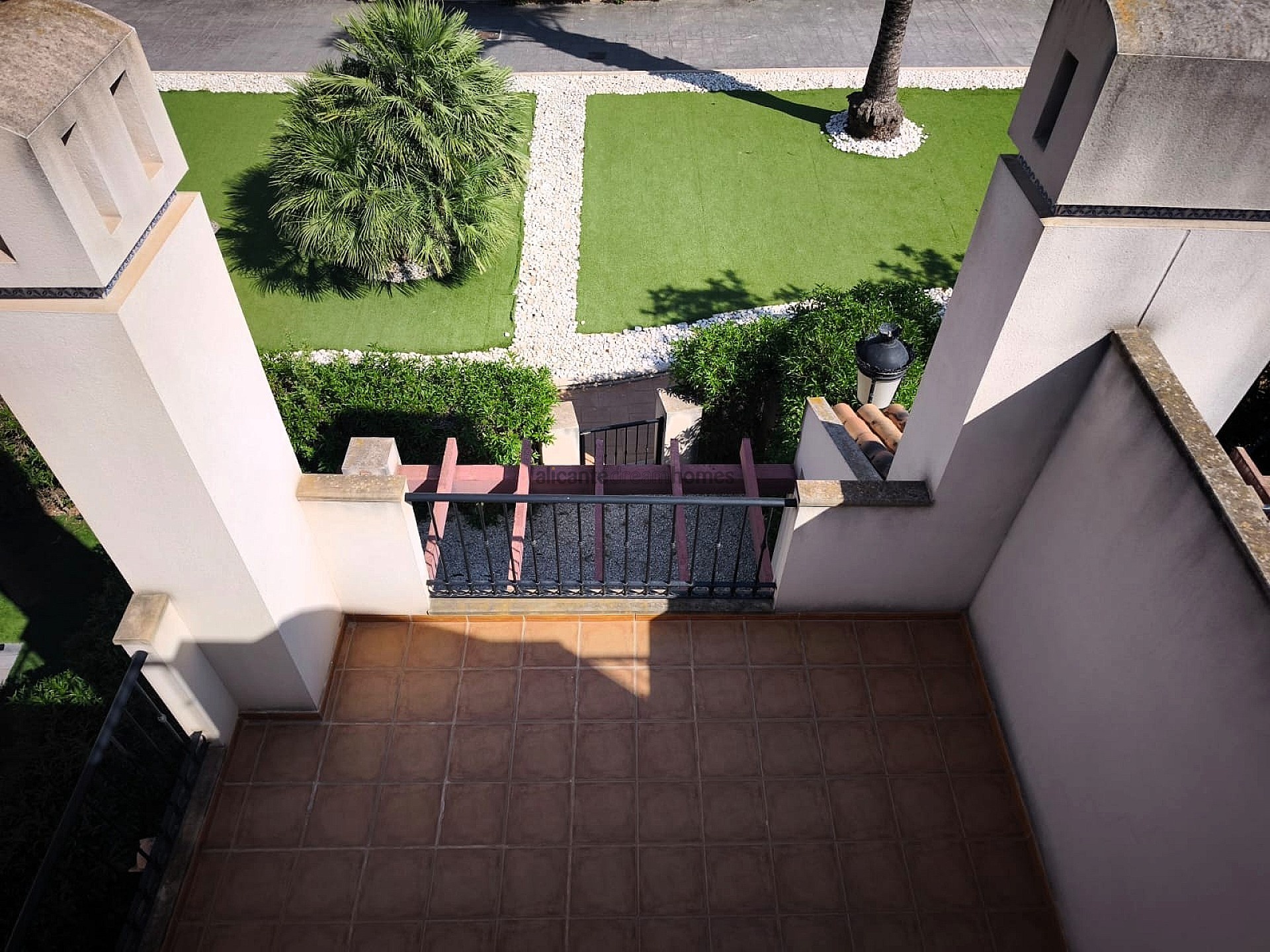 Resale - 3 Bedroom 2 Bathroom Apartment in Algorfa -  - Alicante