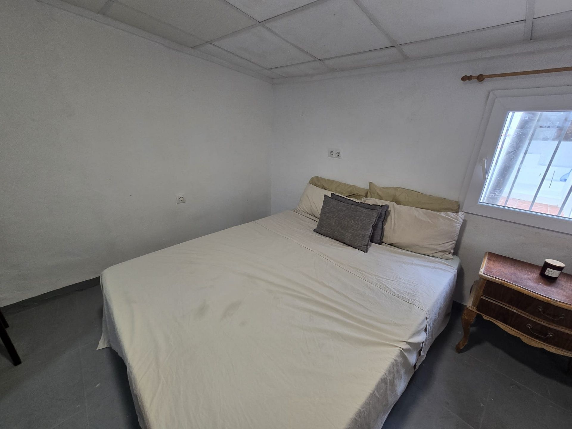 Resale - 2 Bedroom 2 Bathroom Townhouse in Sax -  - Alicante