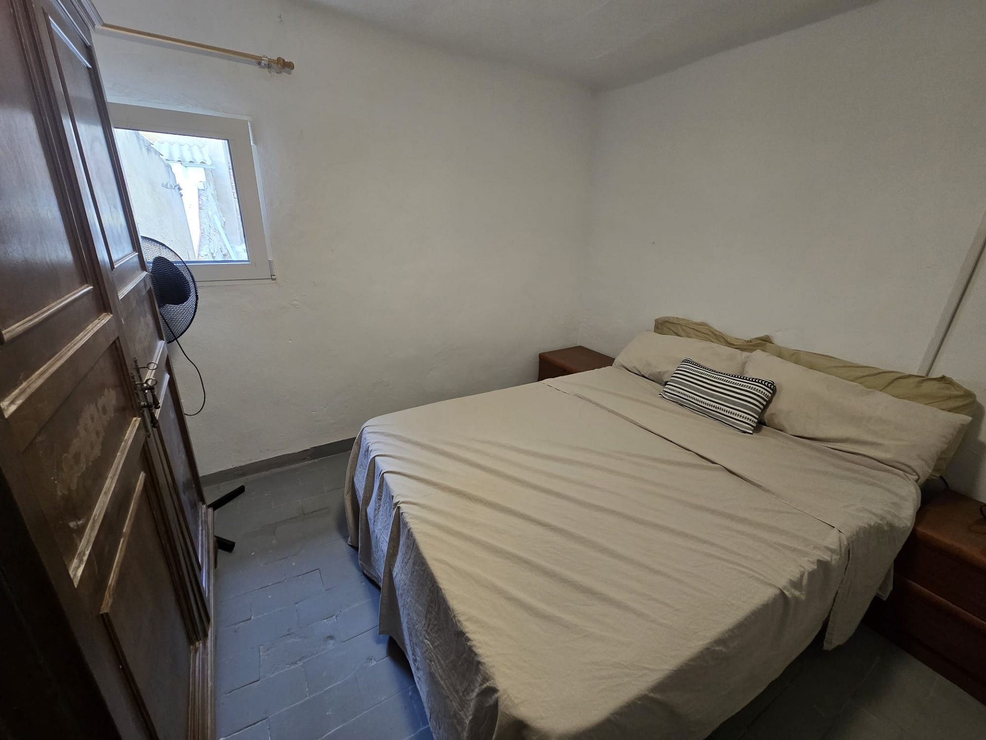 Resale - 2 Bedroom 2 Bathroom Townhouse in Sax -  - Alicante