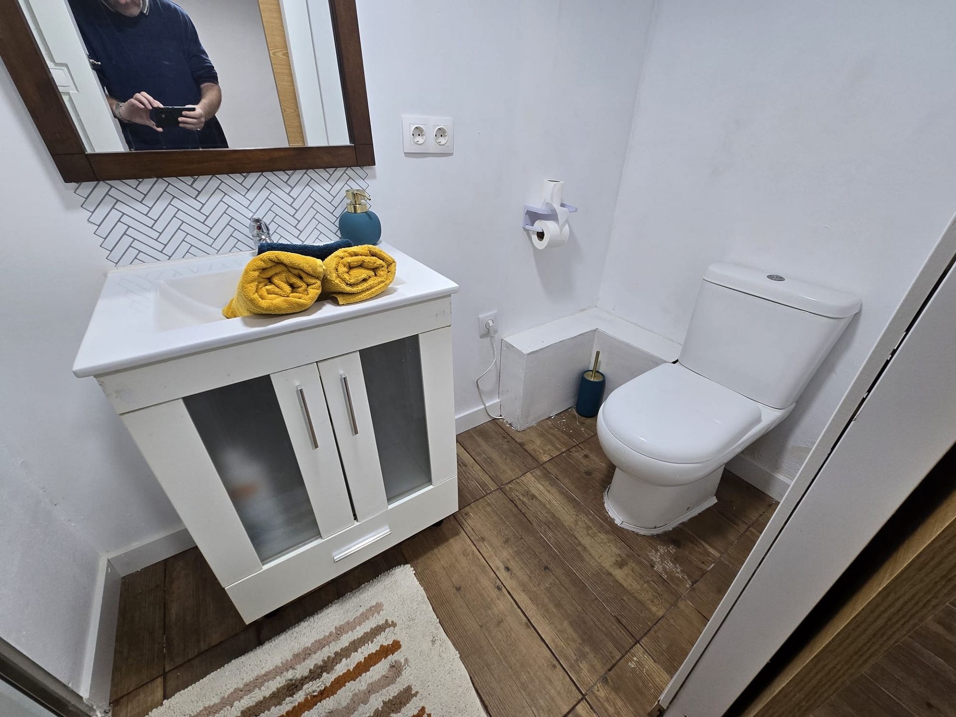Resale - 2 Bedroom 2 Bathroom Townhouse in Sax -  - Alicante