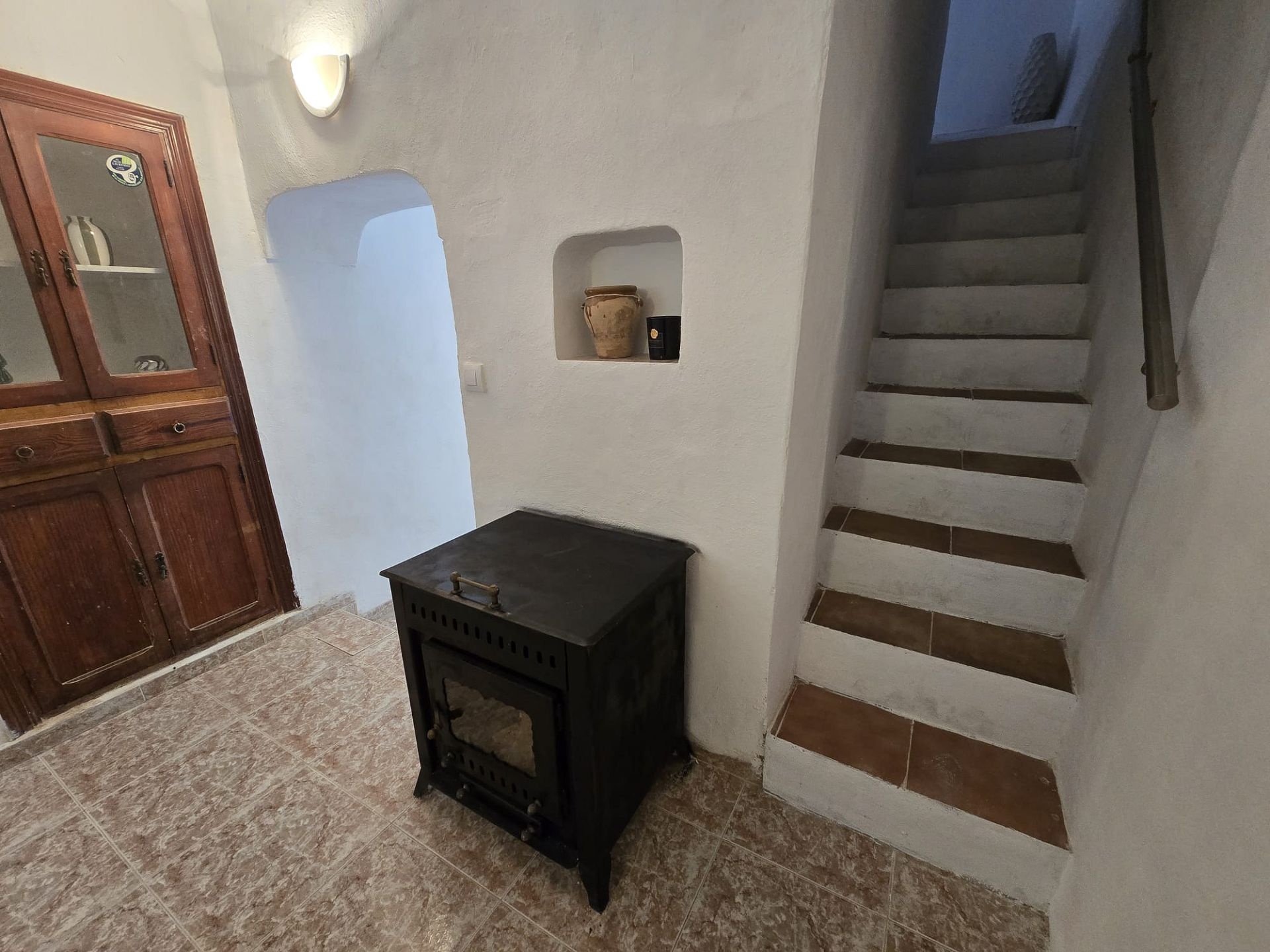 Resale - 2 Bedroom 2 Bathroom Townhouse in Sax -  - Alicante
