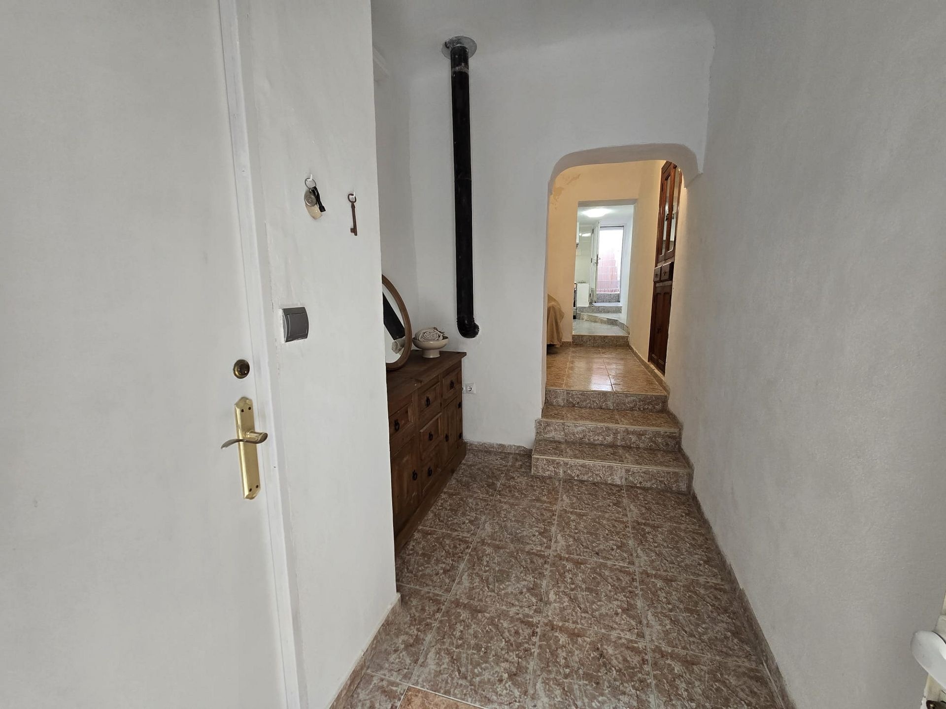 Resale - 2 Bedroom 2 Bathroom Townhouse in Sax -  - Alicante