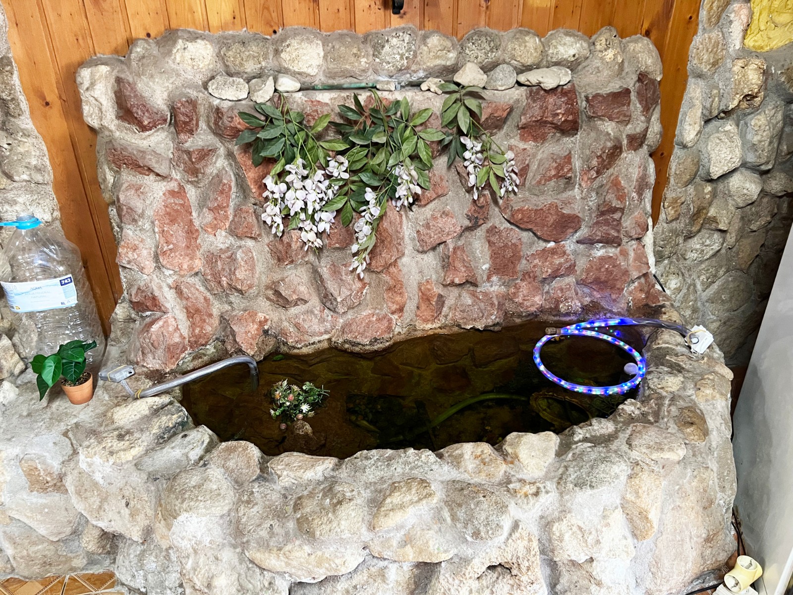 Resale - 4 Bedroom 2 Bathroom Villa in La Romana -  - Alicante