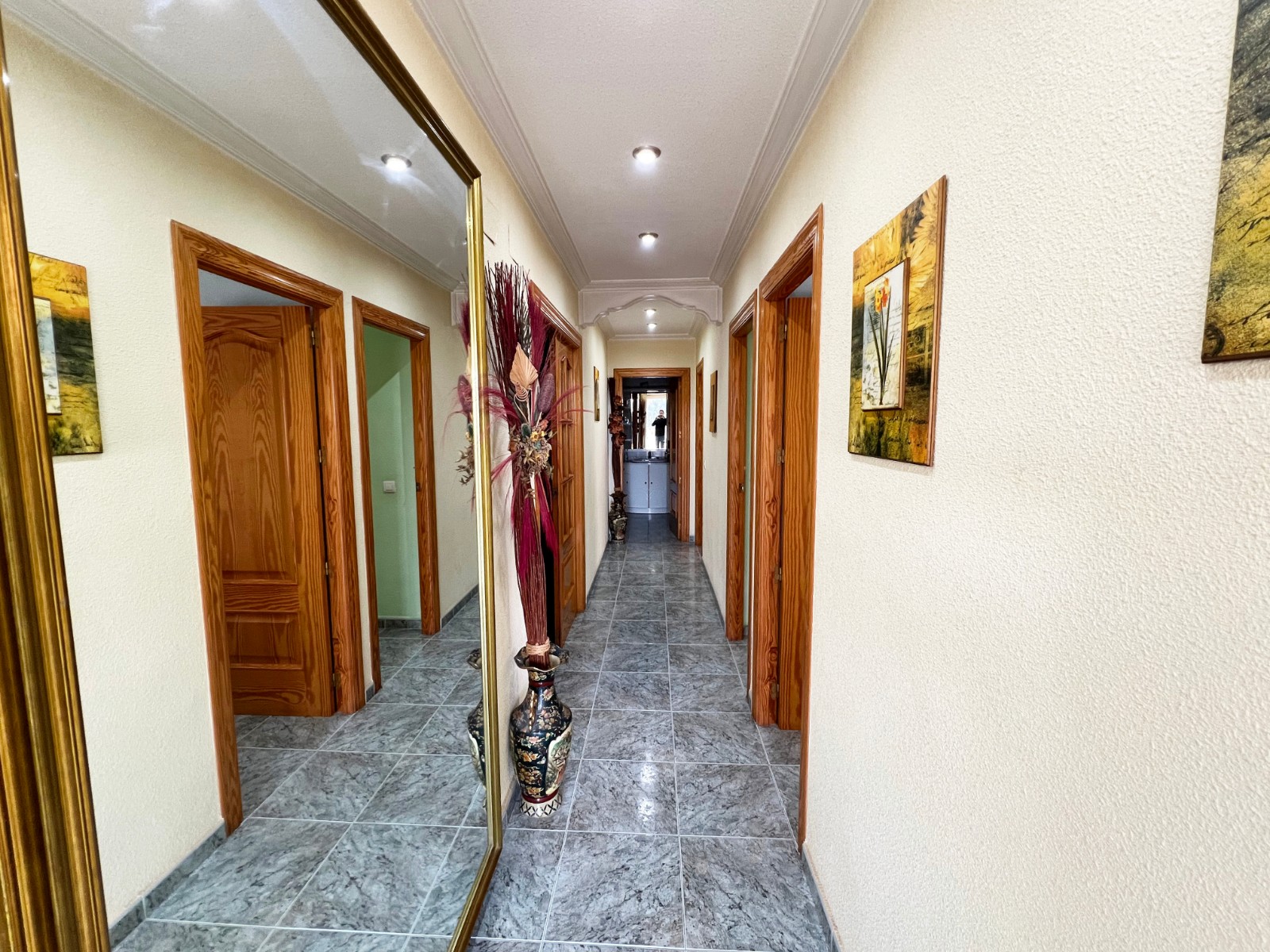 Resale - 4 Bedroom 2 Bathroom Villa in La Romana -  - Alicante