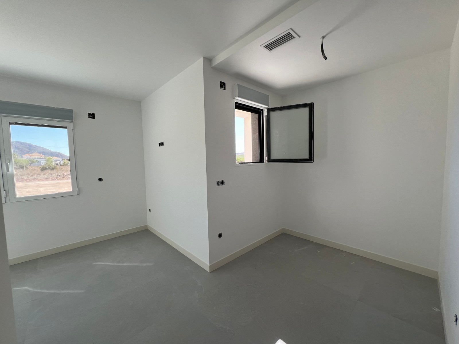 Resale - 3 Bedroom 2 Bathroom Villa in Macisvenda -  - Murcia