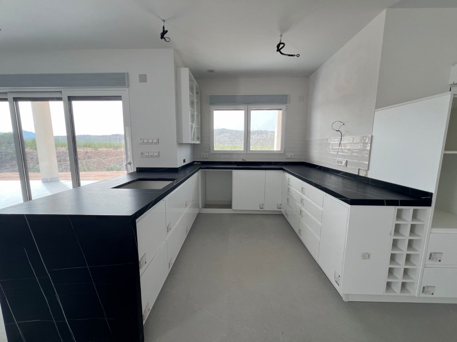 Resale - 3 Bedroom 2 Bathroom Villa in Macisvenda -  - Murcia