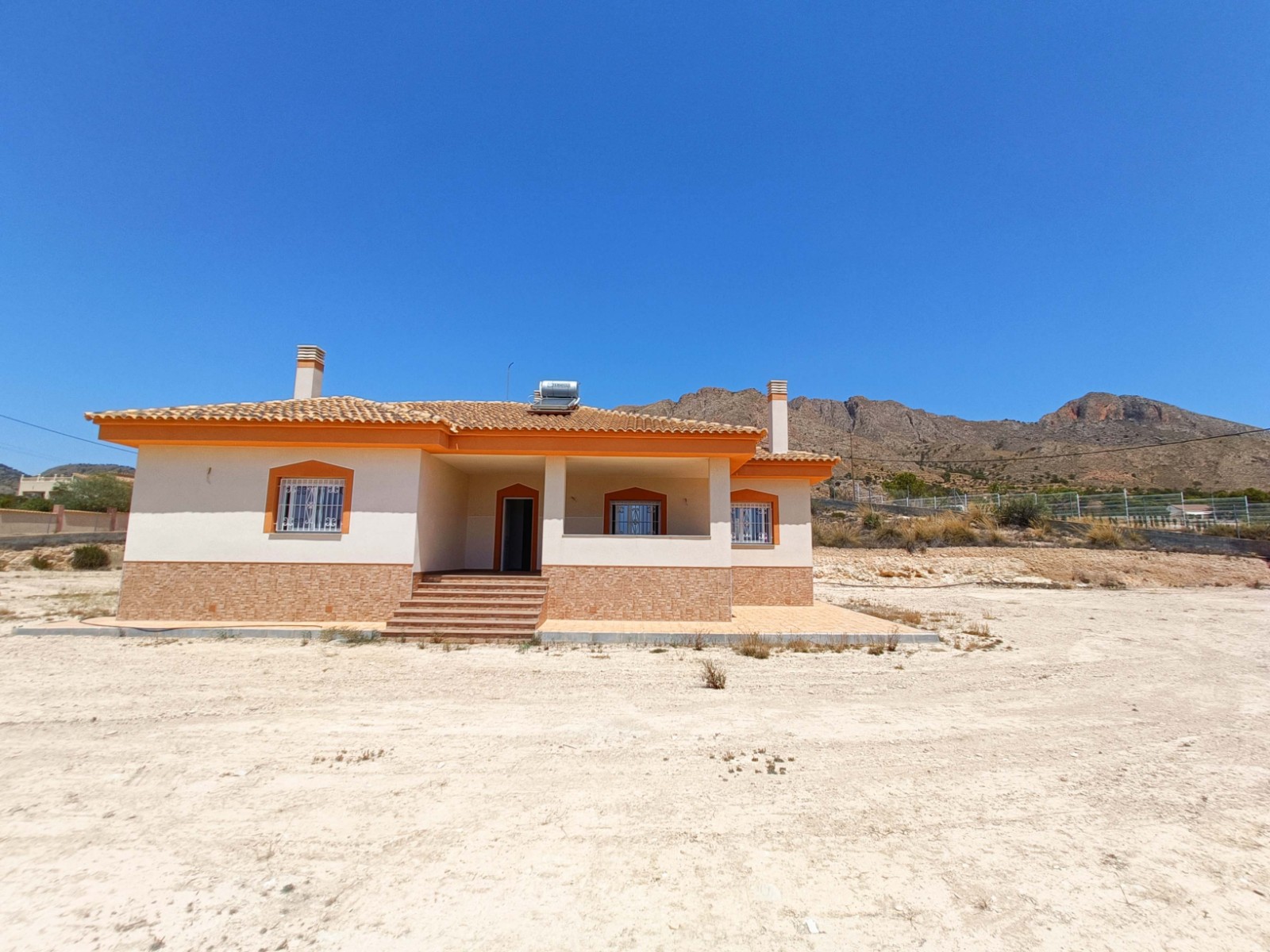 Resale - 3 Bedroom 2 Bathroom Villa in Macisvenda -  - Murcia