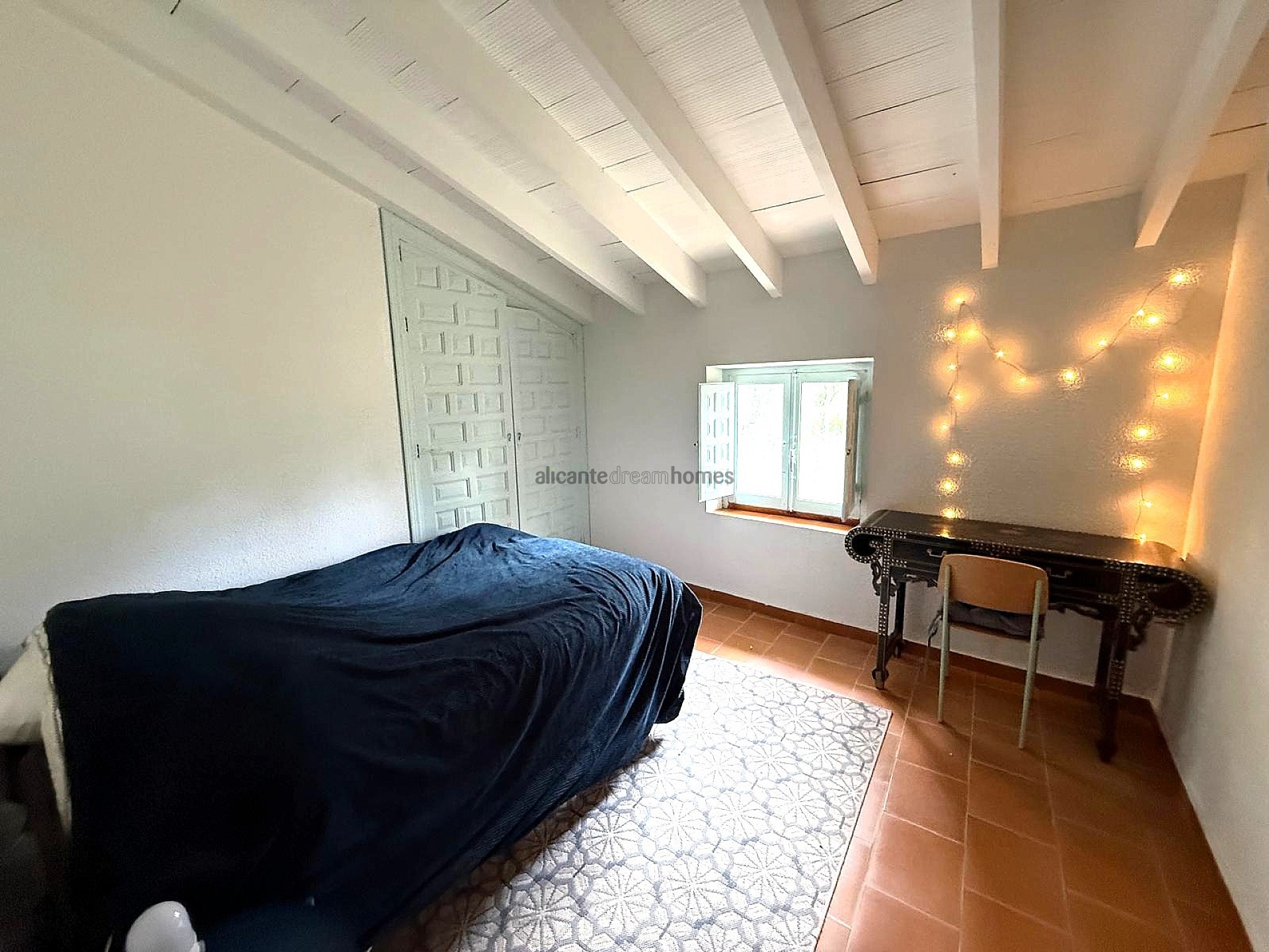 Resale - 12 Bedroom 5 Bathroom Country house in Castalla -  - Alicante