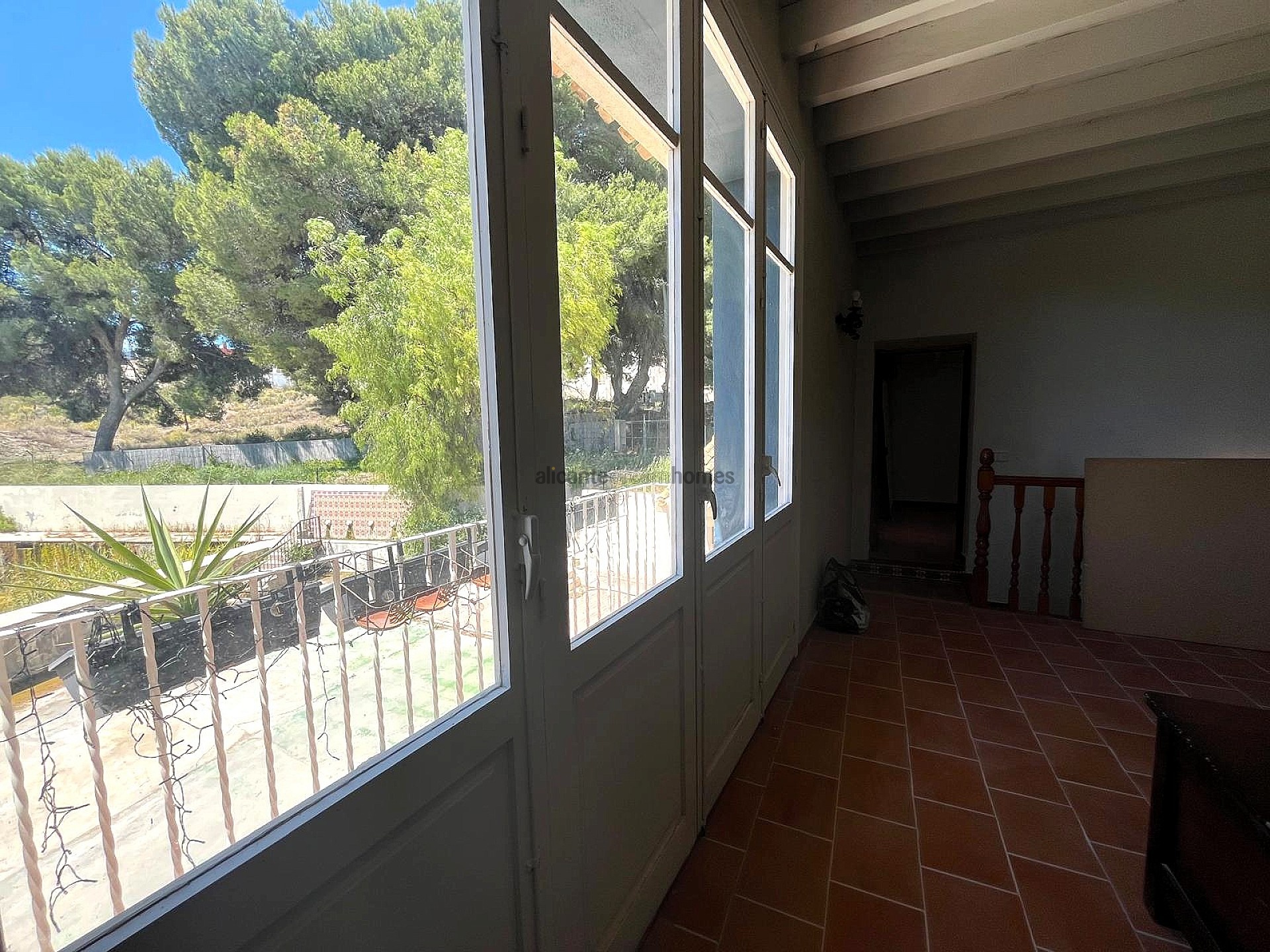 Resale - 12 Bedroom 5 Bathroom Country house in Castalla -  - Alicante