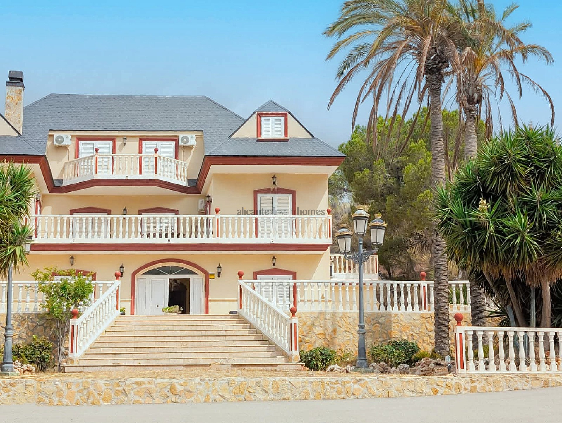 Resale - 8 Bedroom 11 Bathroom Country house in Jumilla -  - Murcia