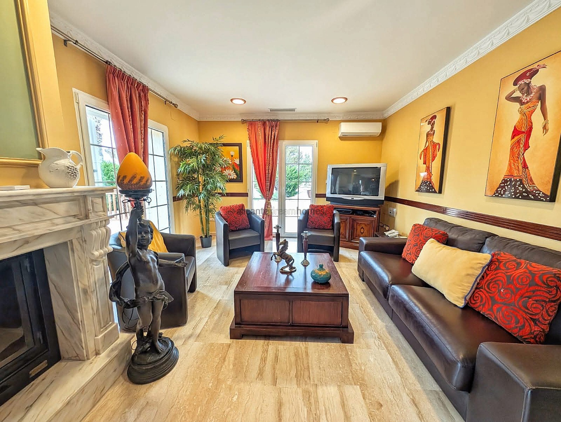 Resale - 8 Bedroom 11 Bathroom Country house in Jumilla -  - Murcia