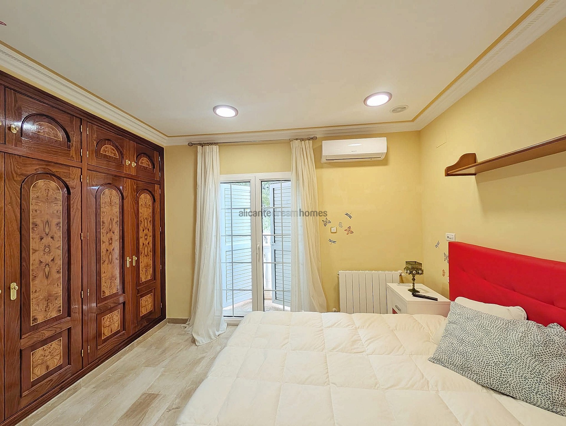 Resale - 8 Bedroom 11 Bathroom Country house in Jumilla -  - Murcia