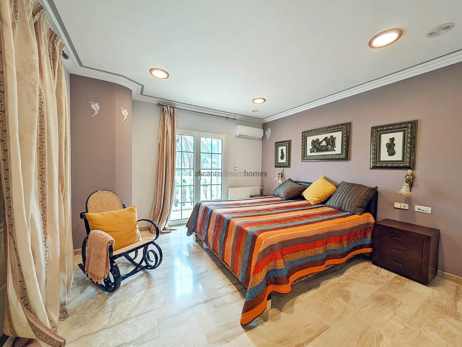 Resale - 8 Bedroom 11 Bathroom Country house in Jumilla -  - Murcia