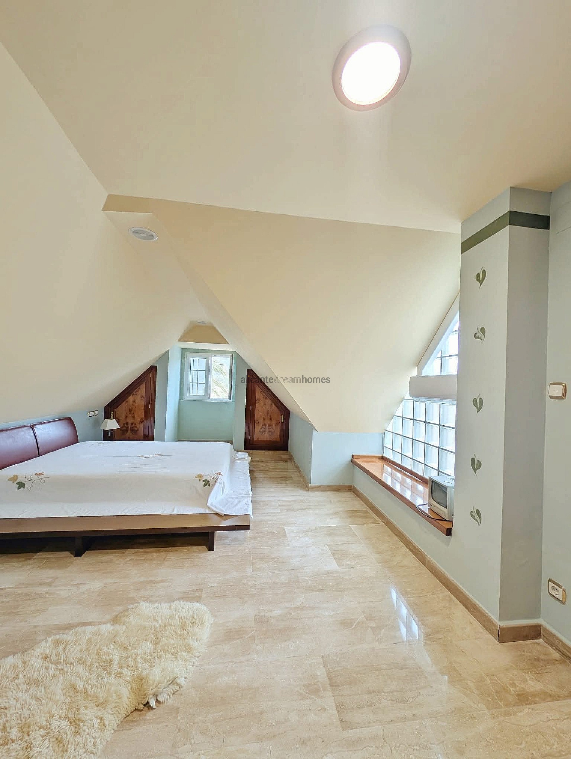 Resale - 8 Bedroom 11 Bathroom Country house in Jumilla -  - Murcia