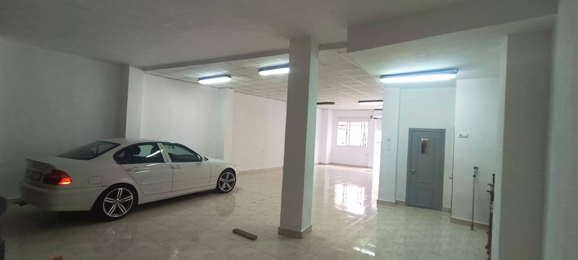 Resale - 4 Bedroom 4 Bathroom Townhouse in Sax -  - Alicante