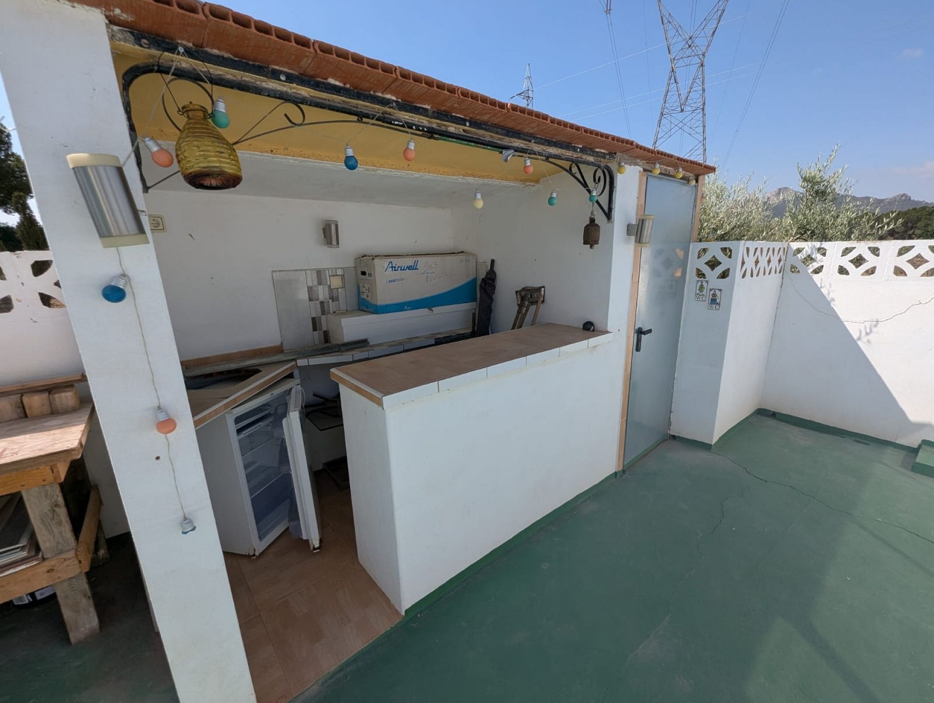 Resale - 3 Bedroom 3 Bathroom Country house in Sax -  - Alicante
