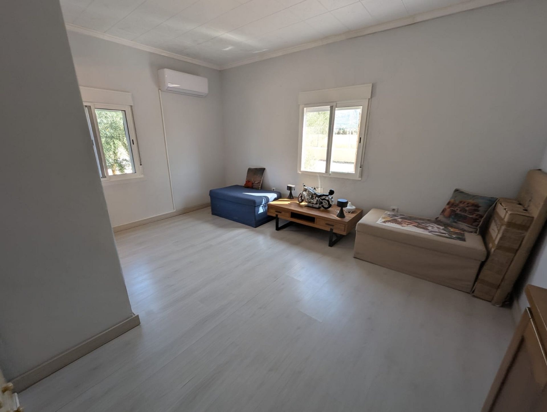 Resale - 3 Bedroom 3 Bathroom Country house in Sax -  - Alicante