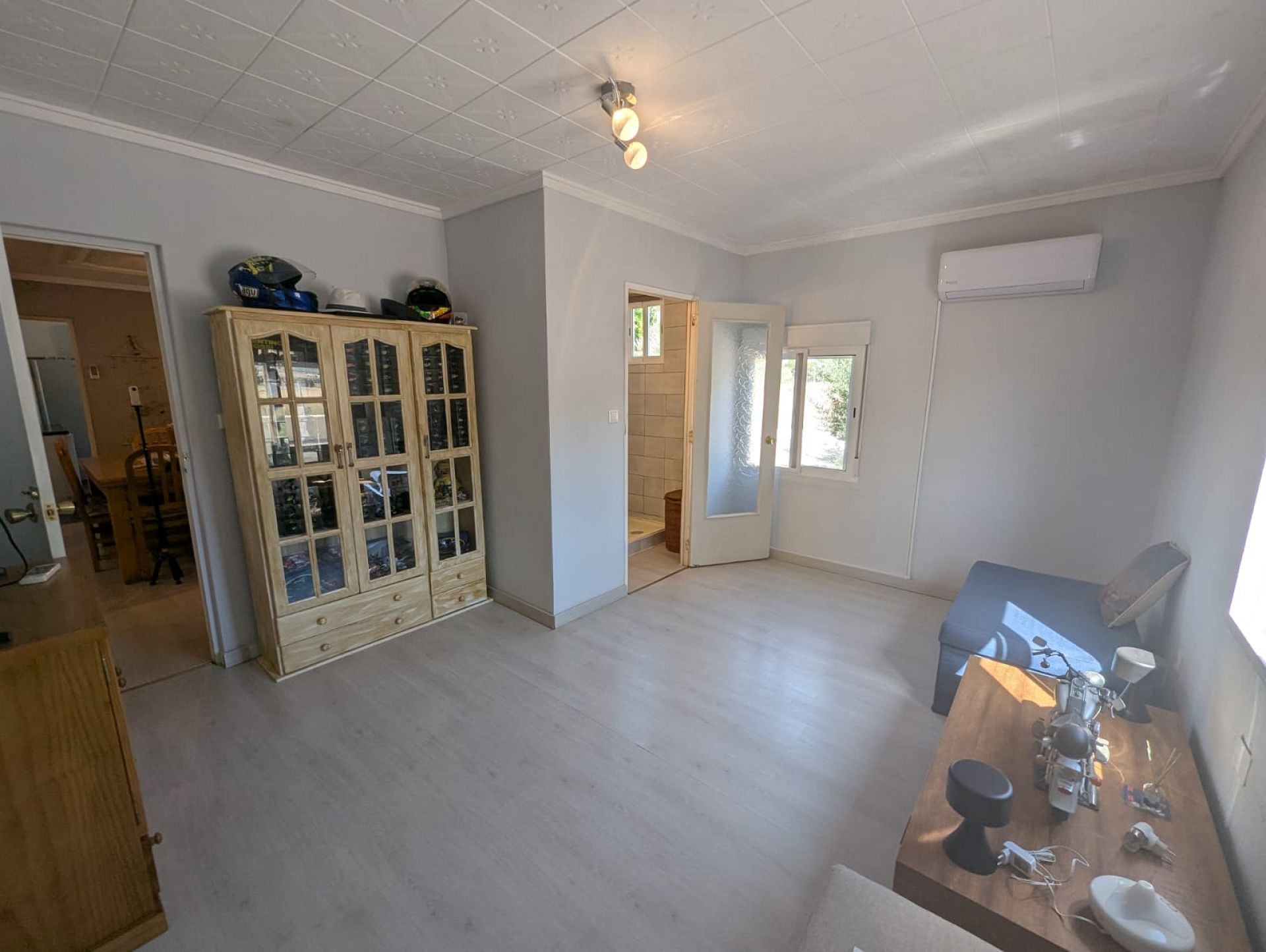 Resale - 3 Bedroom 3 Bathroom Country house in Sax -  - Alicante