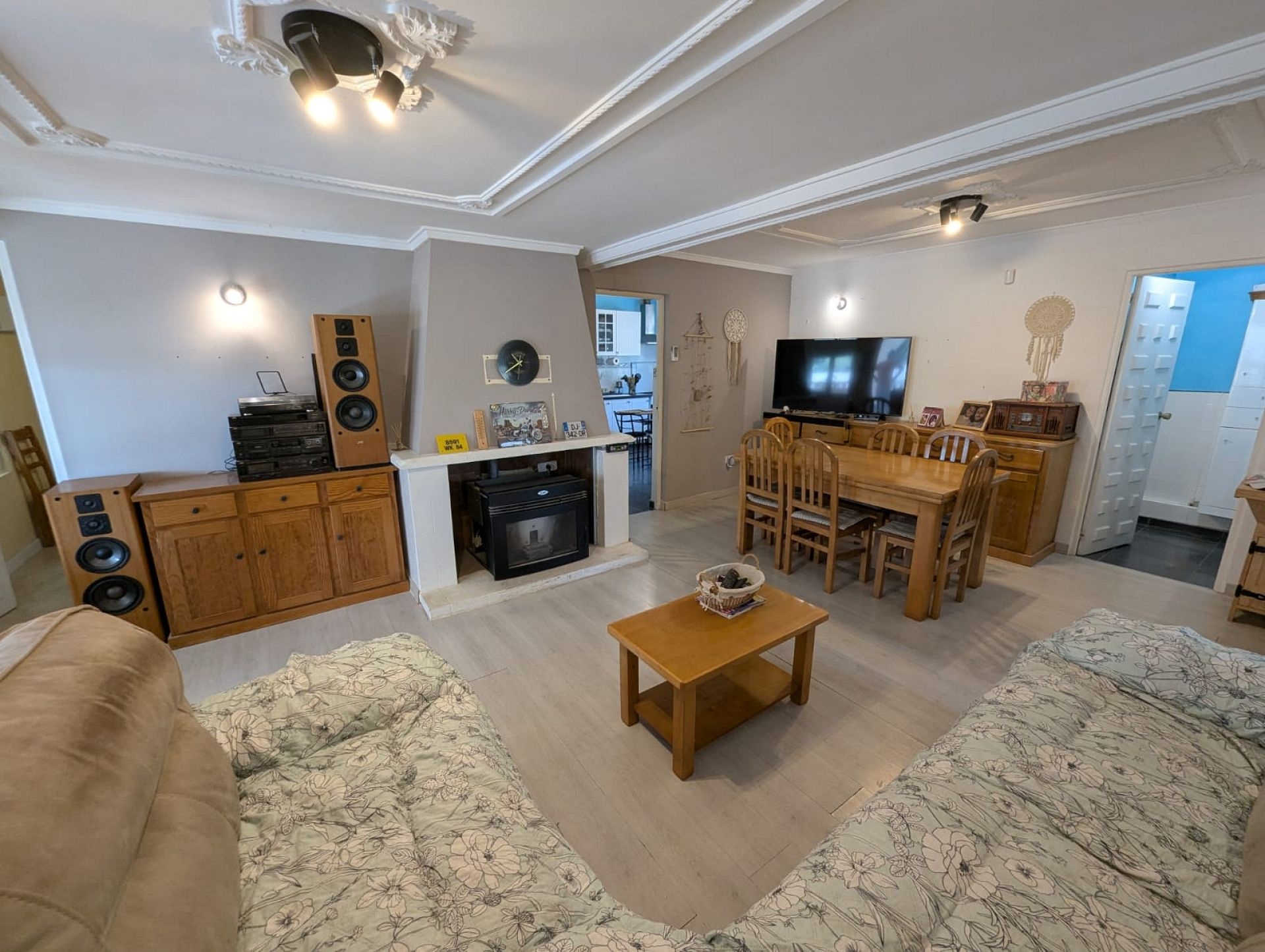 Resale - 3 Bedroom 3 Bathroom Country house in Sax -  - Alicante