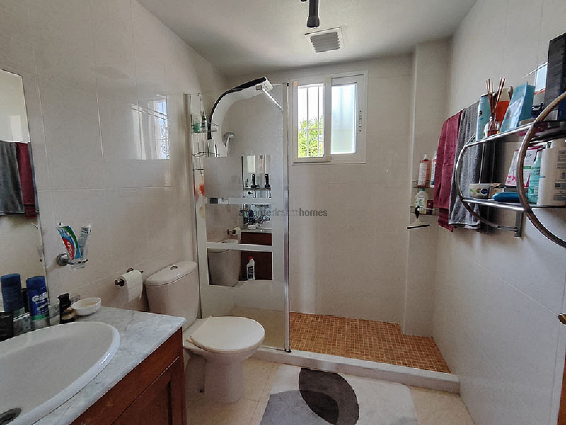 Resale - 3 Bedroom 3 Bathroom Villa in Fortuna -  - Murcia