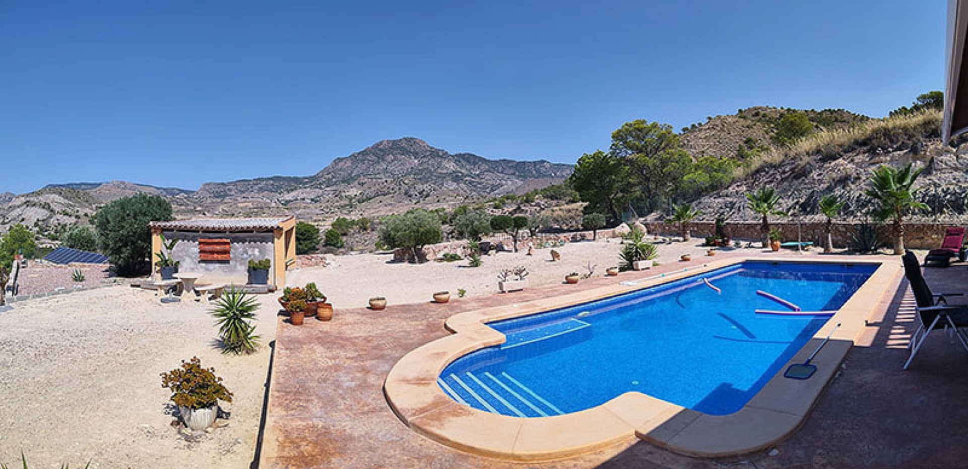 Resale - 4 Bedroom 2 Bathroom Villa in Fortuna -  - Murcia