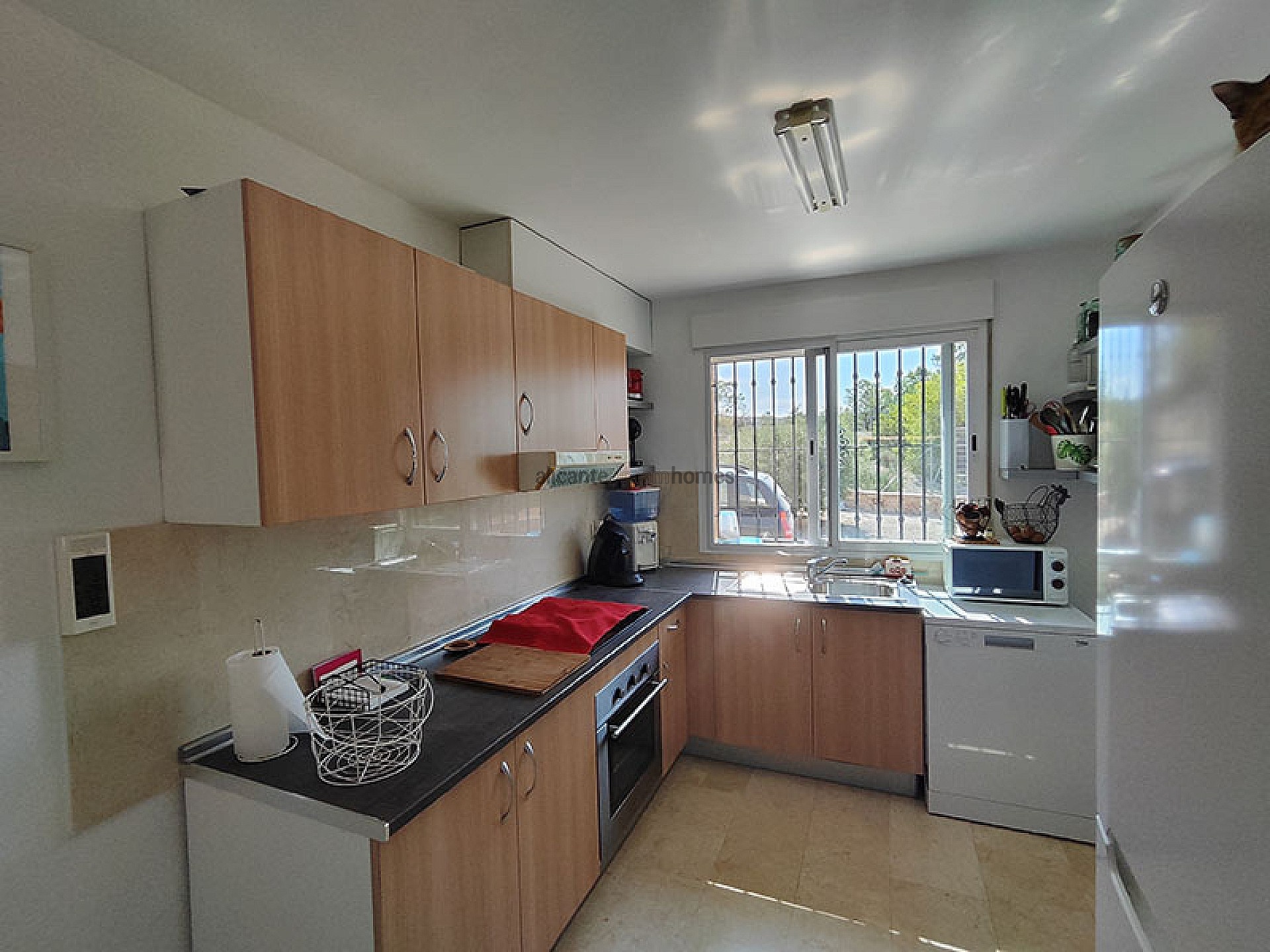 Resale - 4 Bedroom 2 Bathroom Villa in Fortuna -  - Murcia