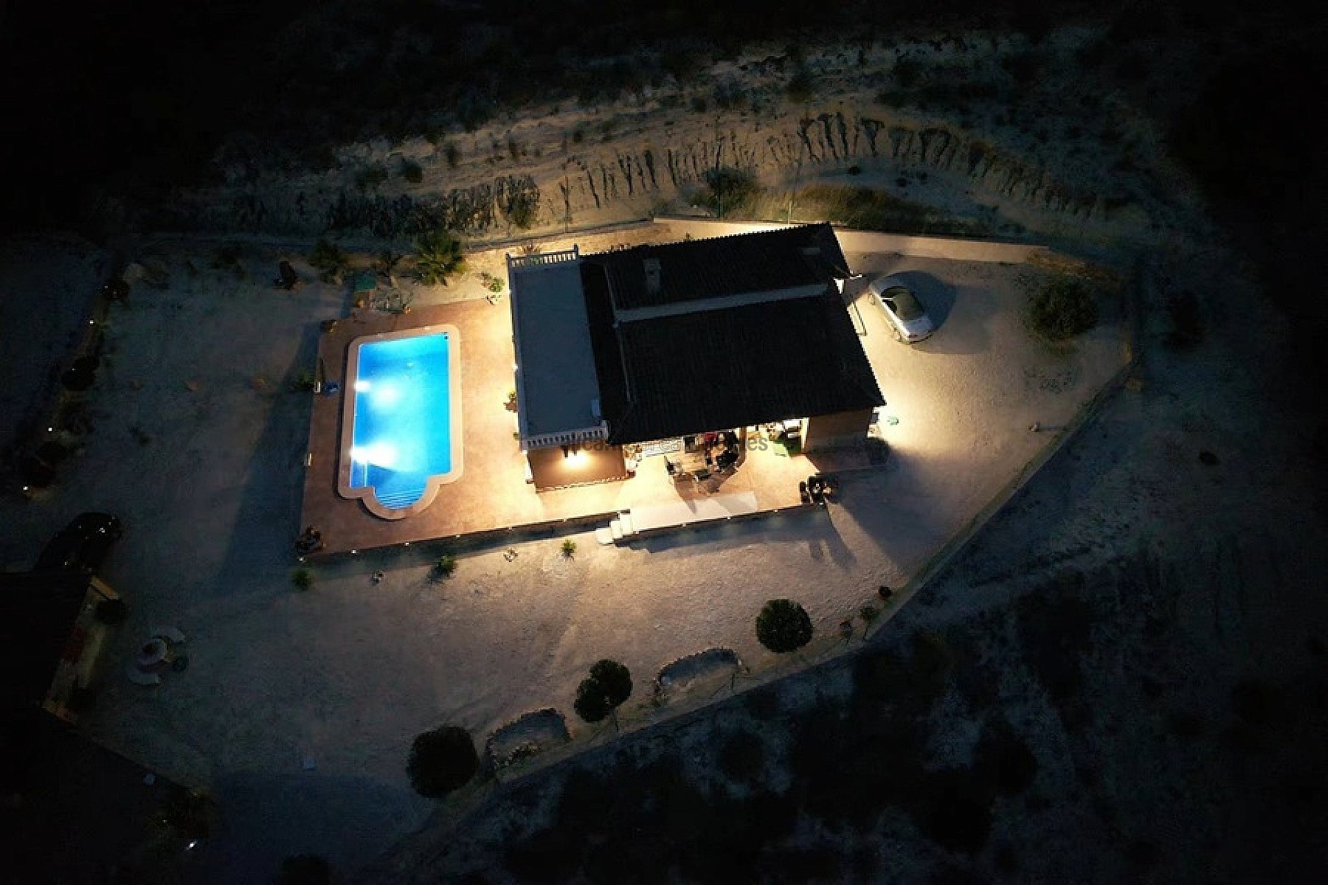 Resale - 4 Bedroom 2 Bathroom Villa in Fortuna -  - Murcia