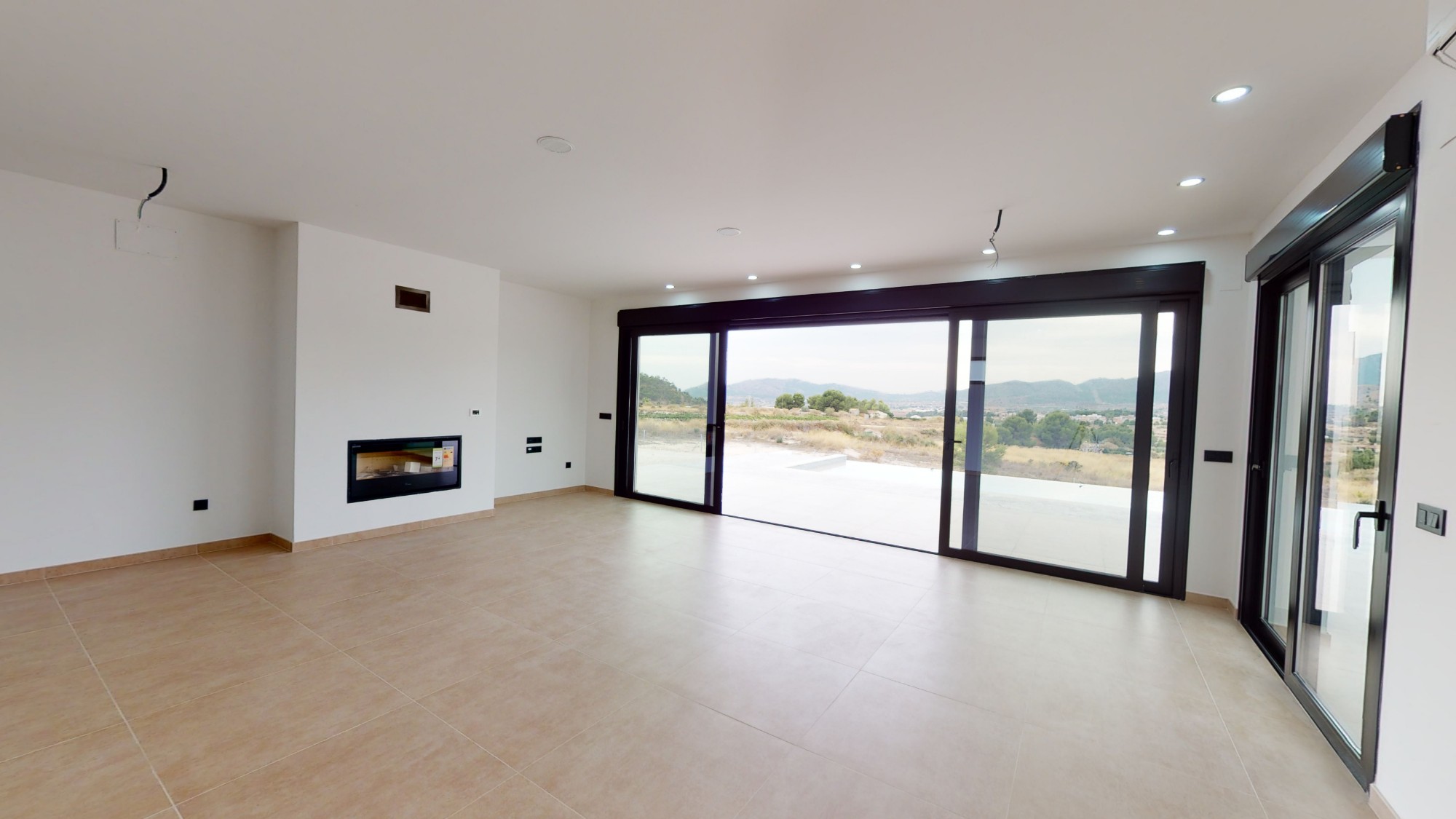 Resale - 3 Bedroom 3 Bathroom Villa in La Romana -  - Alicante