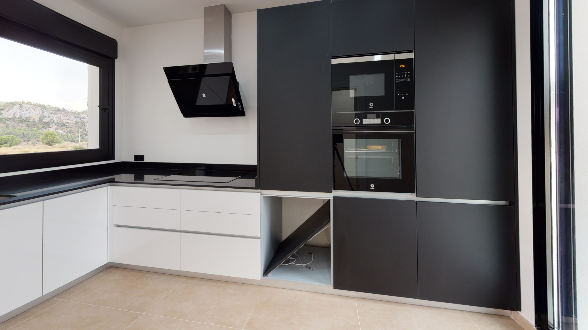 Resale - 3 Bedroom 3 Bathroom Villa in La Romana -  - Alicante