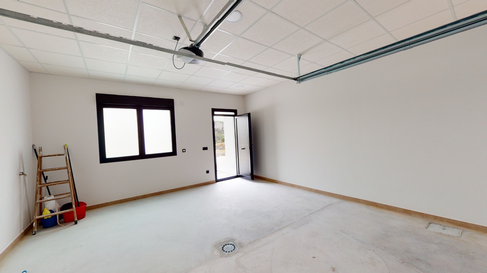 Resale - 3 Bedroom 3 Bathroom Villa in La Romana -  - Alicante