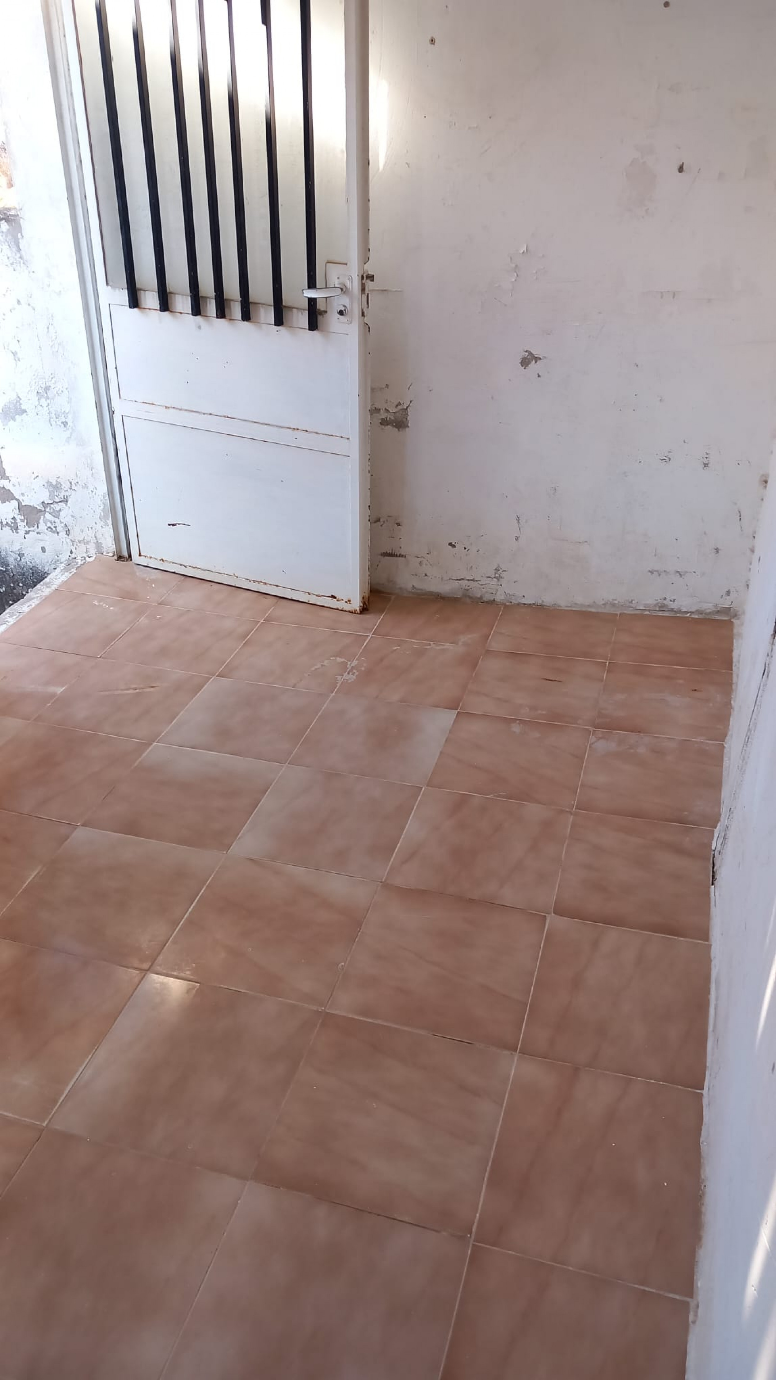 Resale - 3 Bedroom 1 Bathroom Townhouse in Salinas -  - Alicante