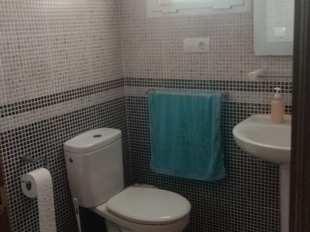Resale - 2 Bedroom 2 Bathroom Apartment in Pinoso -  - Alicante