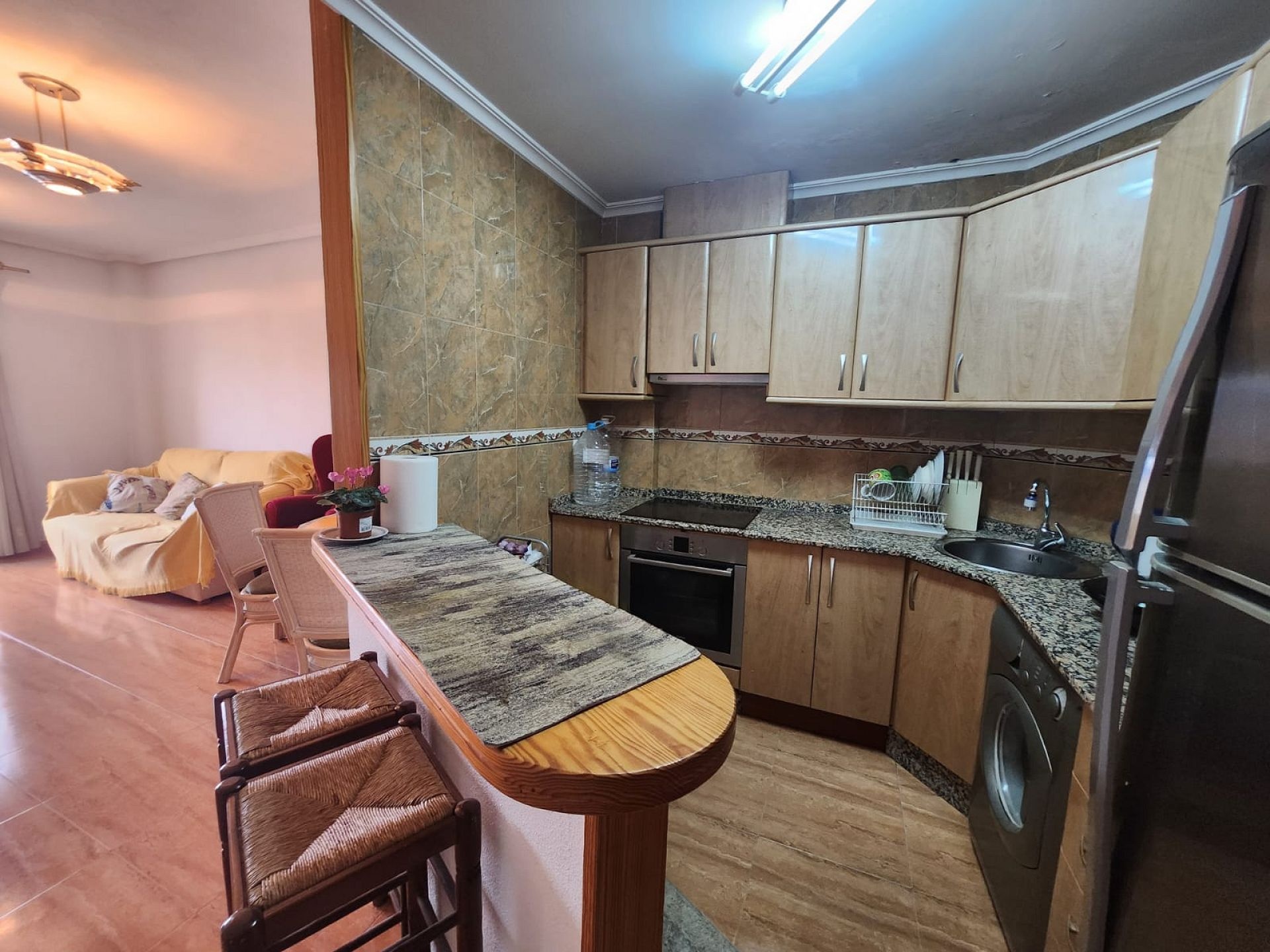 Resale - 3 Bedroom 2 Bathroom Apartment in Pinoso -  - Alicante