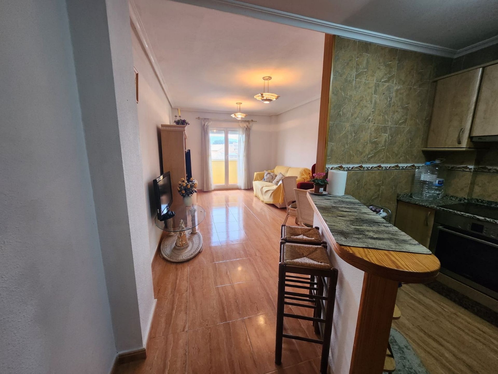 Resale - 3 Bedroom 2 Bathroom Apartment in Pinoso -  - Alicante