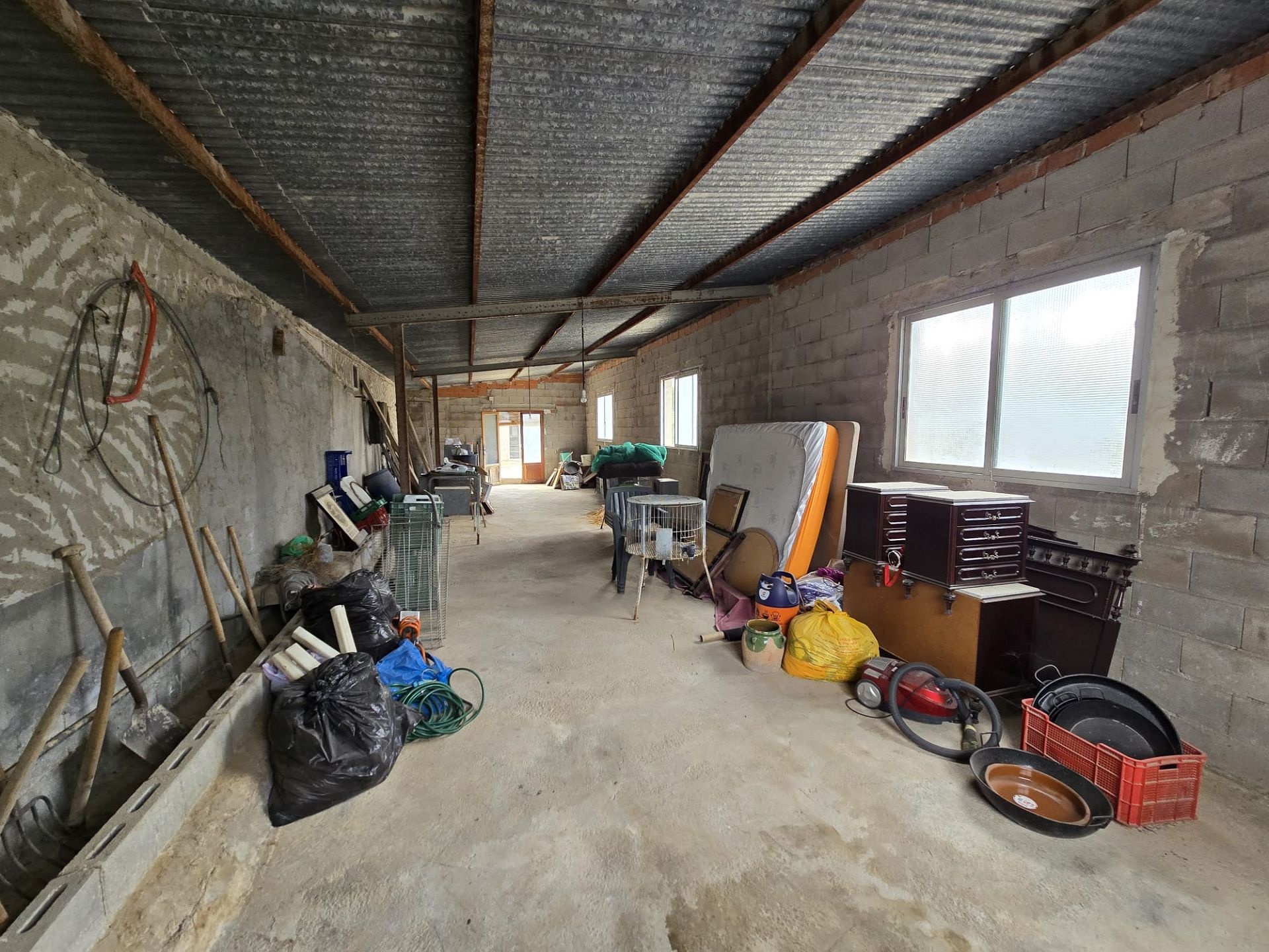 Resale - 1 Bathroom Restoration Project in Sax -  - Alicante