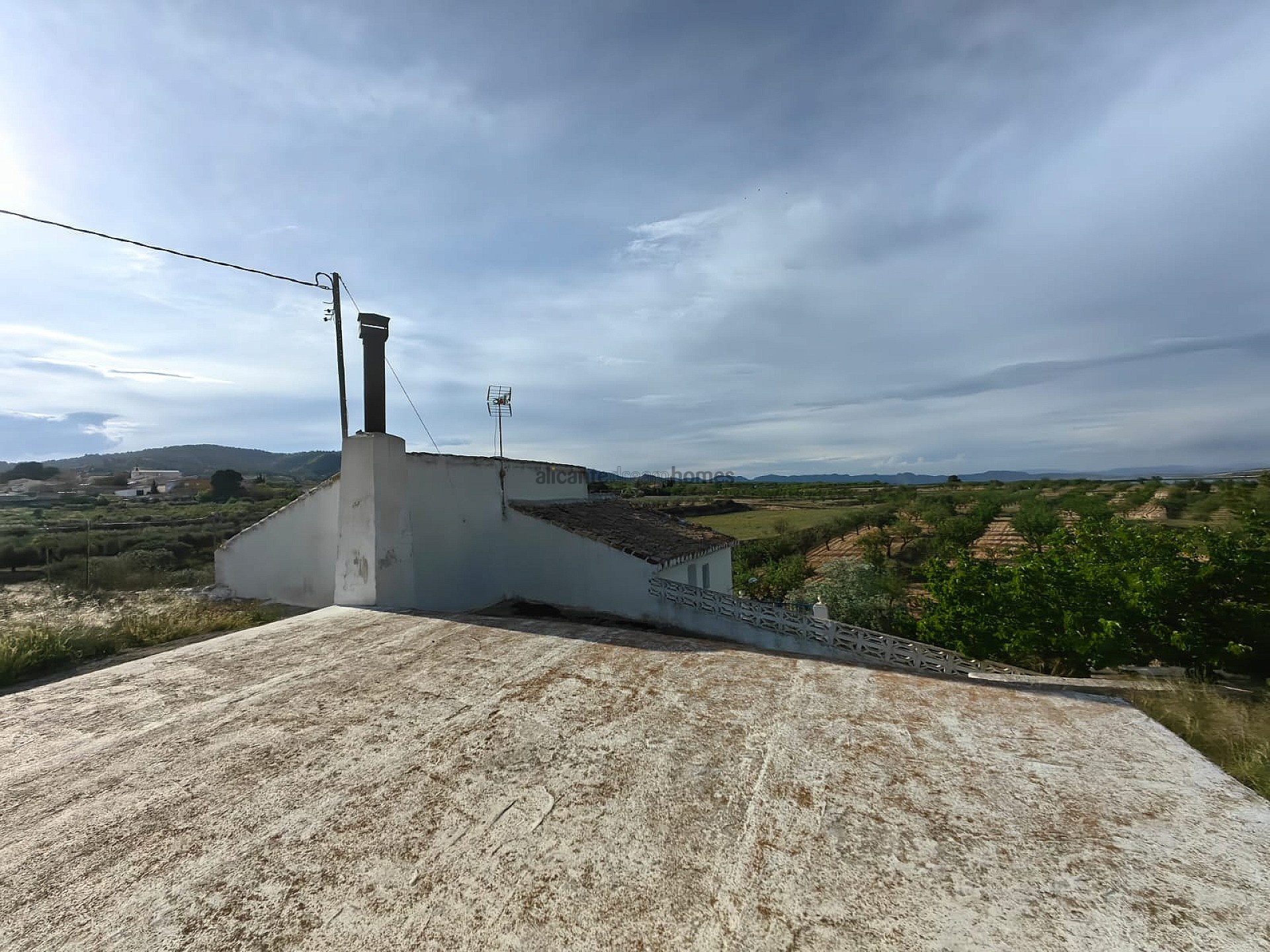Resale - 5 Bedroom 1 Bathroom Cave House in Raspay -  - Murcia