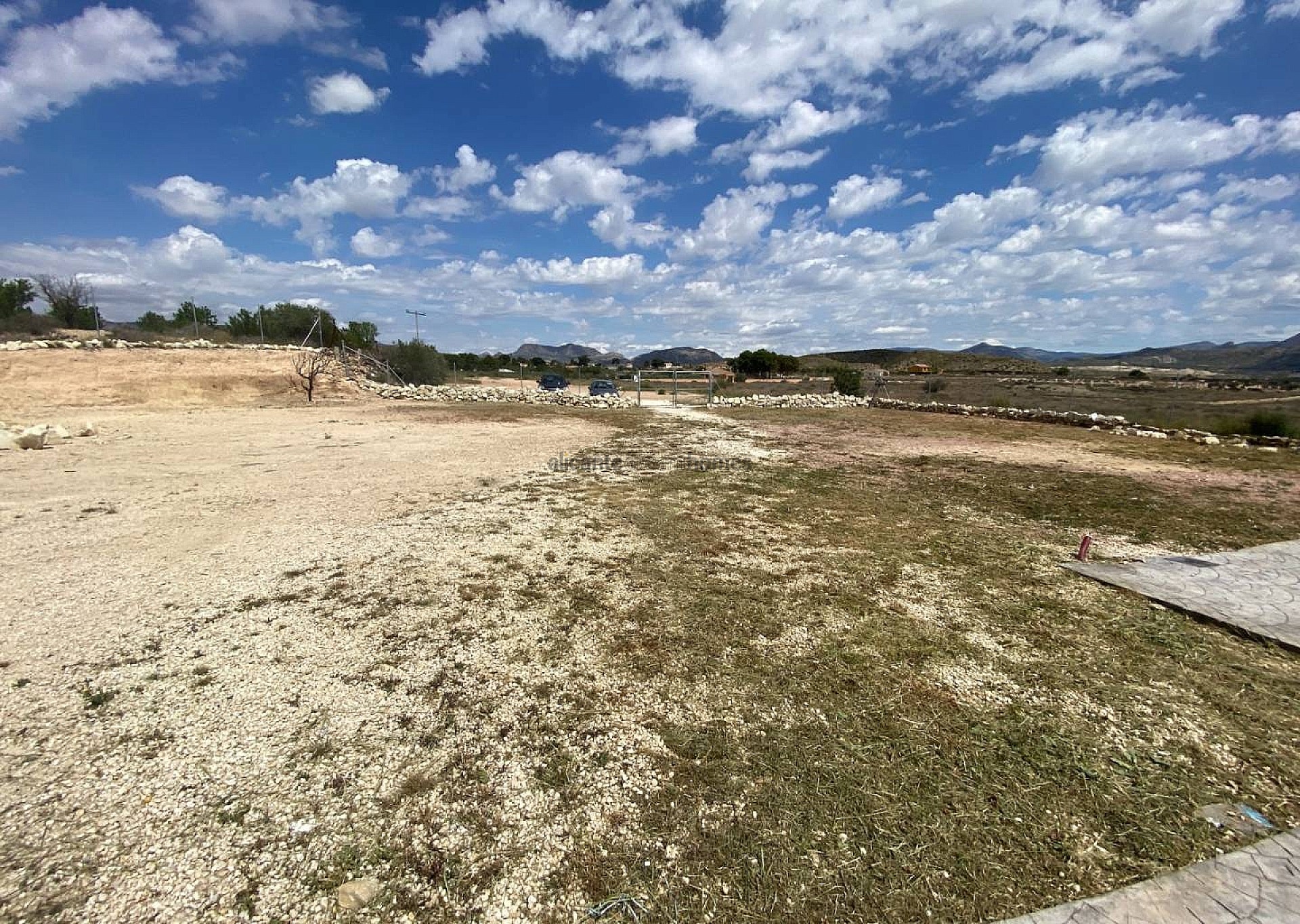 Resale - 3 Bedroom 1 Bathroom Wooden House in Monóvar -  - Alicante