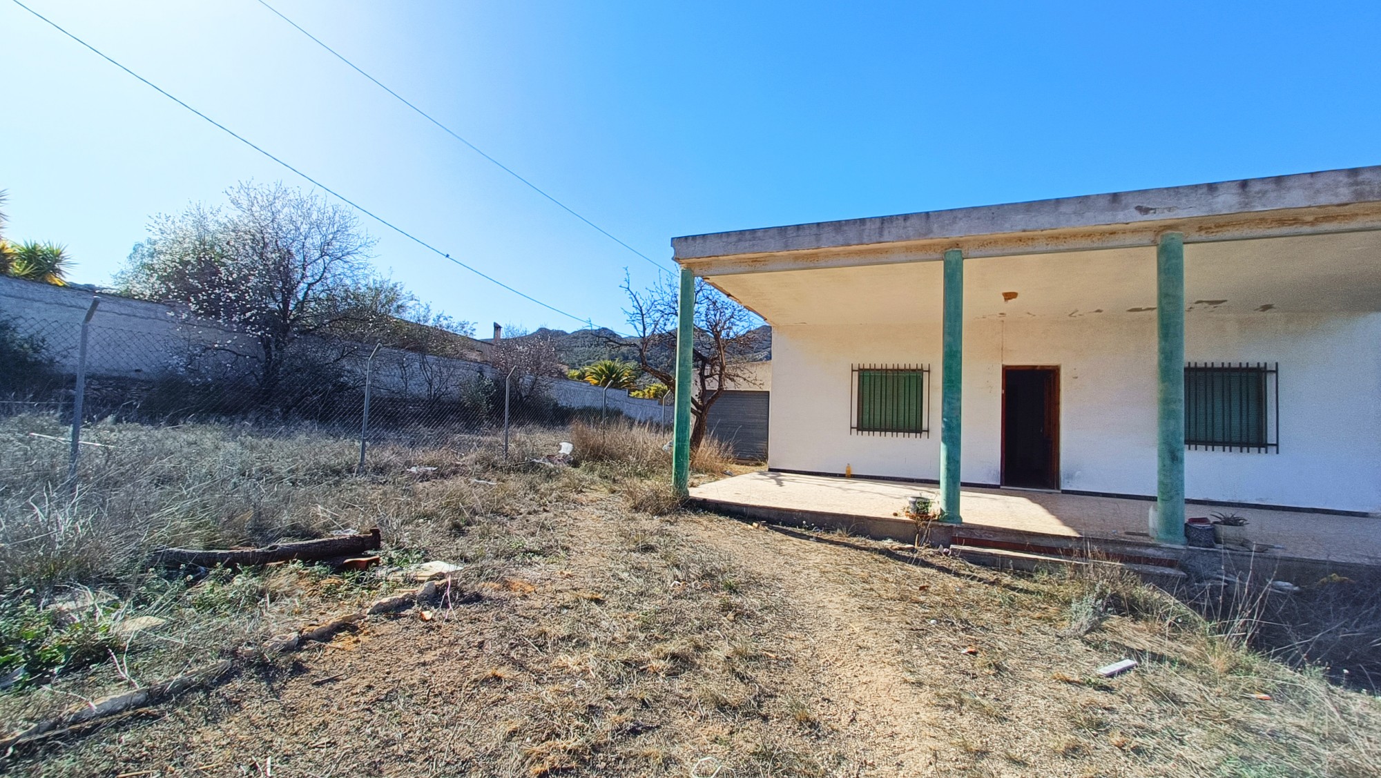 Resale - 3 Bedroom 1 Bathroom Villa in Hondón de los Frailes -  - Alicante