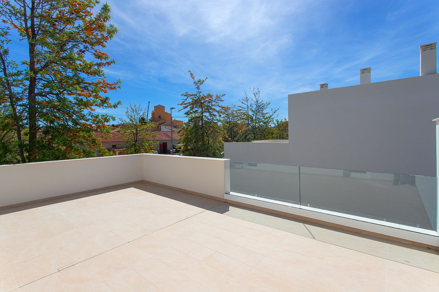 Resale - 3 Bedroom 3 Bathroom Villa in Hondón de las Nieves -  - Alicante