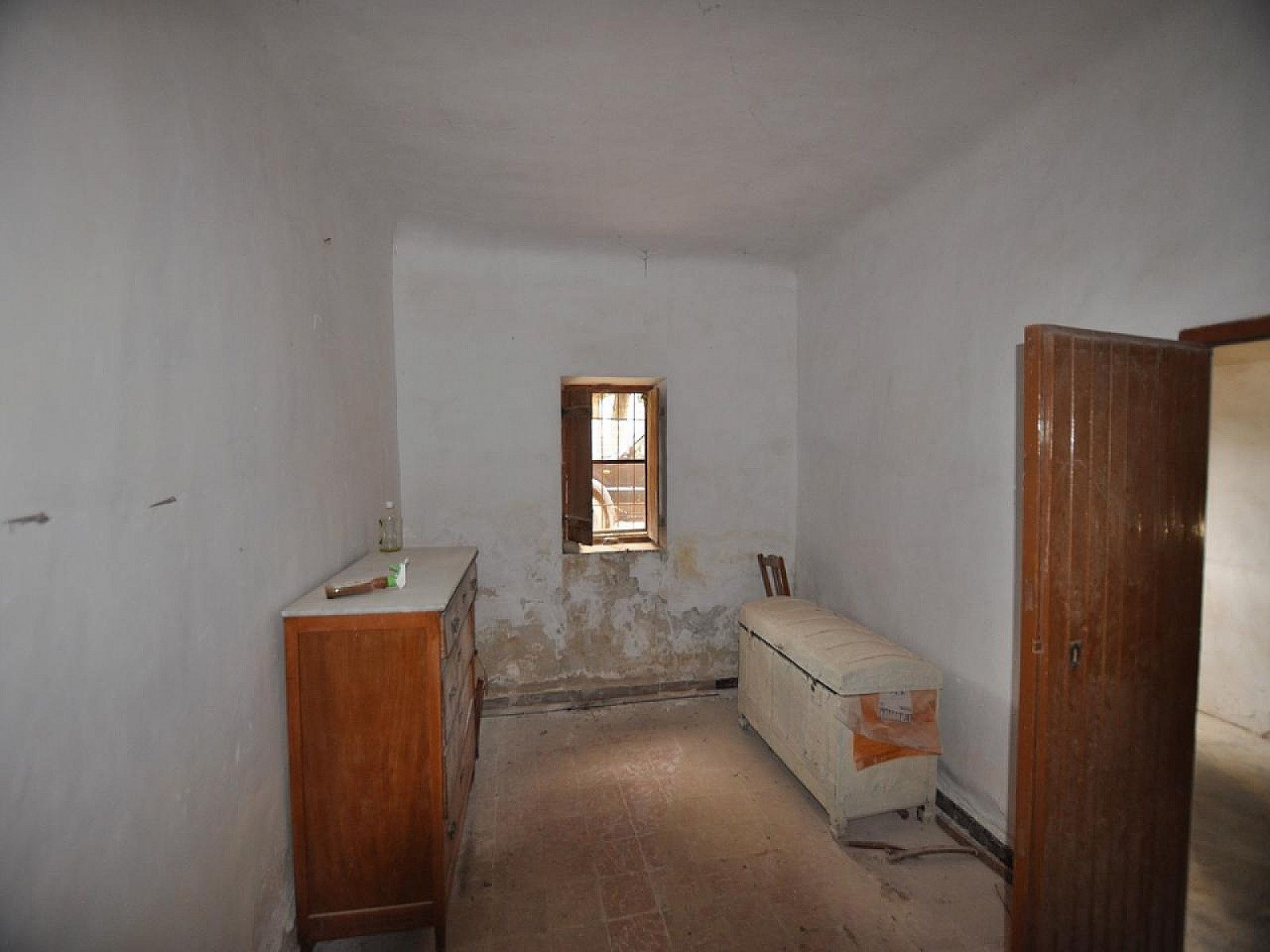 Resale - 5 Bedroom Cave House in Jumilla -  - Murcia